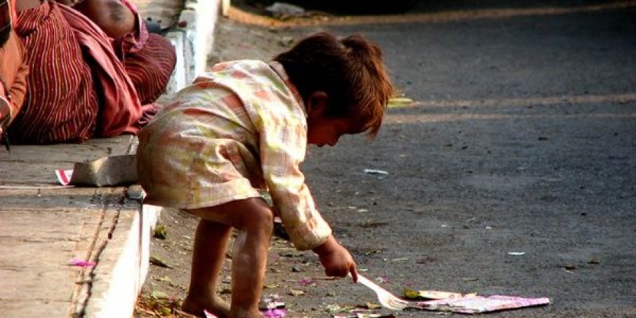 Hambre creciente en un mundo que derrocha cada día más alimentos